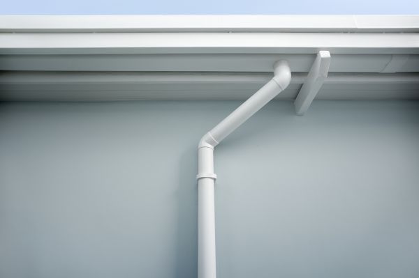 Downspout Unclogging in Westlake